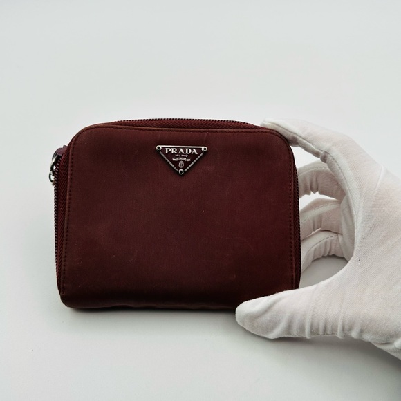Prada Men's Burgundy Wallet - Picture 1 of 10